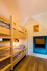 Piscina del hotel en Zalesie Mazury - zona de relajación y baño